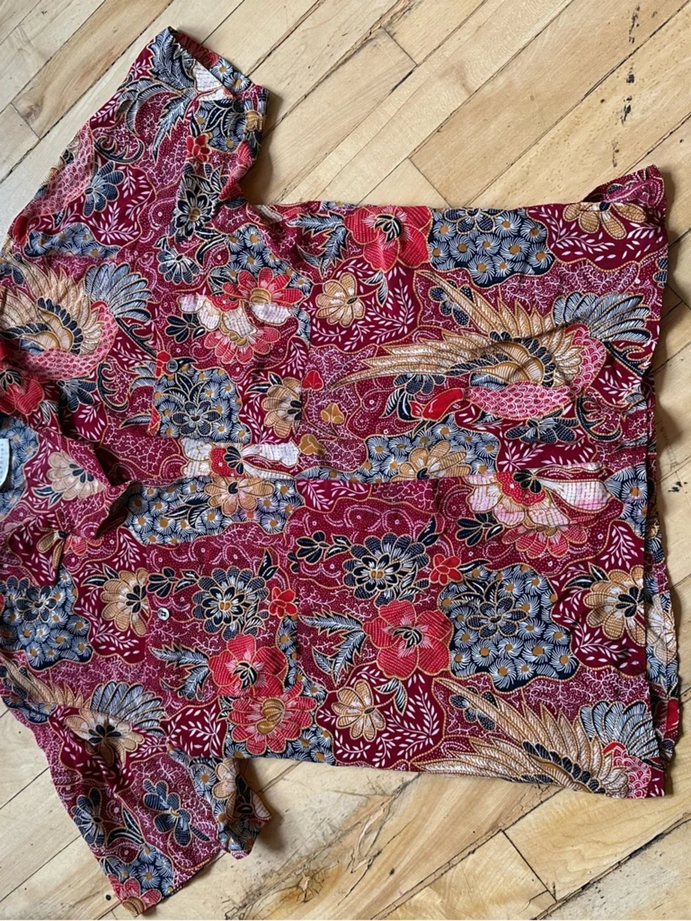 Claiborne Silk Red Floral Paisley Button-Up Short Sleeve Blouse - Picture 6 of 7